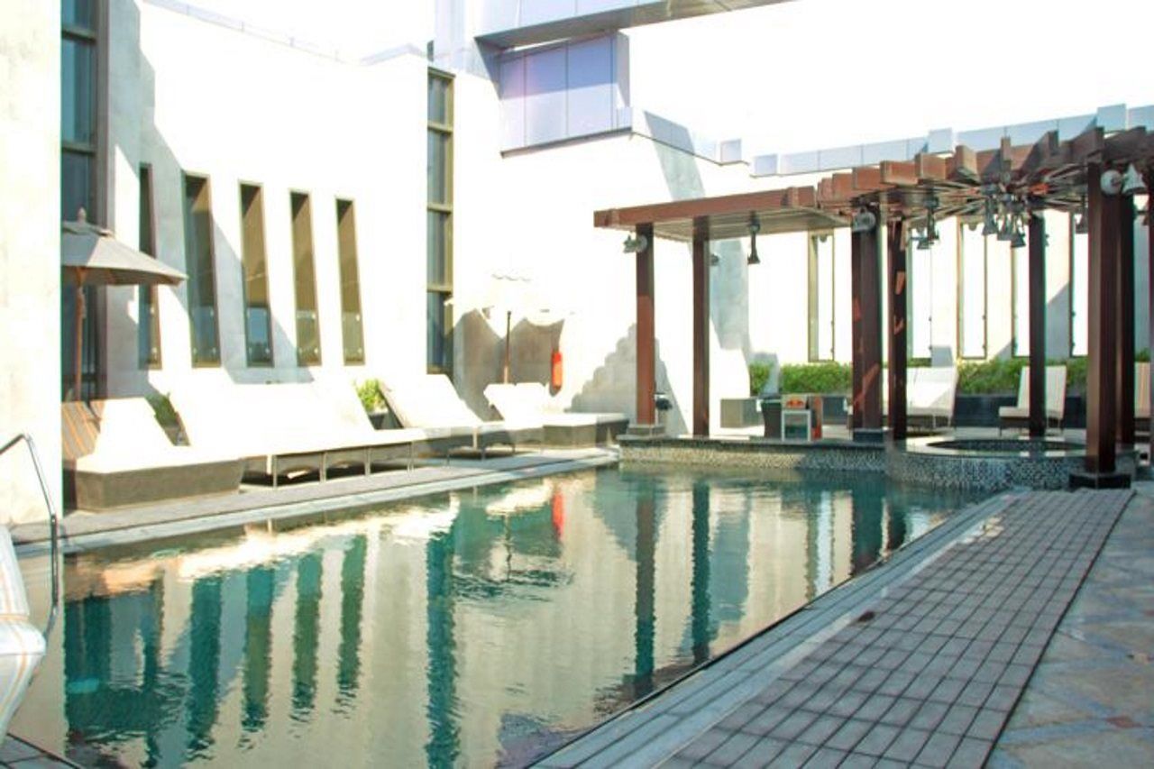 Halo Hotel Dubai Exterior photo